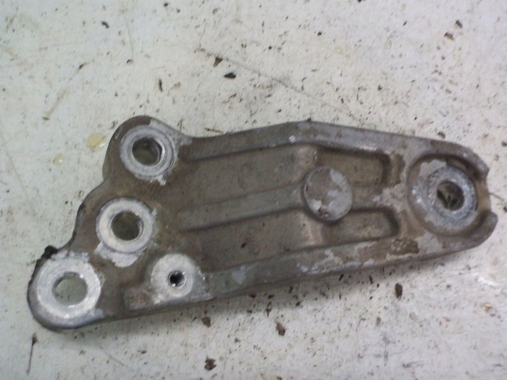 фото №1, Kia ceed 1.6 crdi кронштейн двигателя