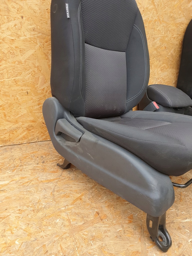 фото №8, Nissan navara d23 np300 alaskan сиденья заднее сиденье обшивки