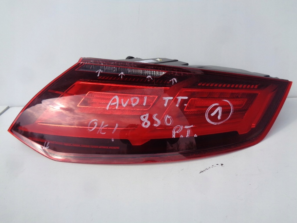 фото №1, Audi tt 8s правий задня лампа 8s0945096 led оригінал