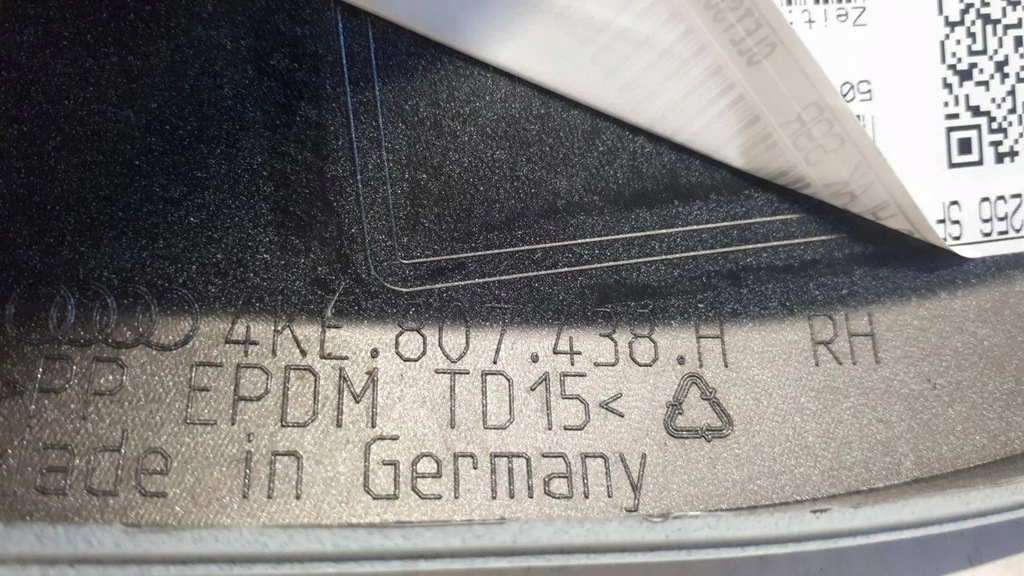 фото №7, Audi q8 etron 2022-2024 бампер правий перед