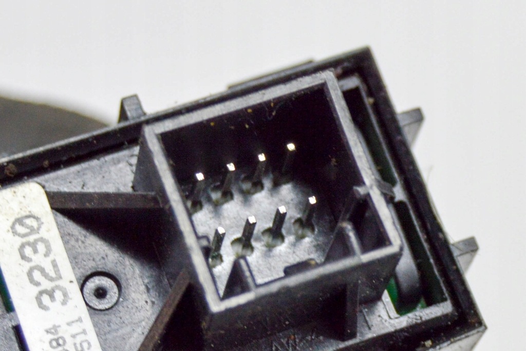 фото №6, Opel vauxhall astra j перемикач гальма стояночного кнопка 20843230 2.0