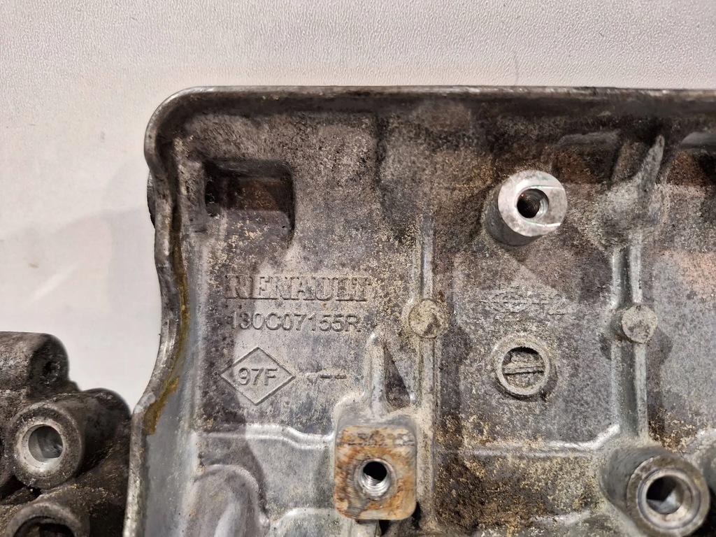 фото №12, Валы распределительного вала крышка 130c07155r renault master iii 2.3 dci 10-