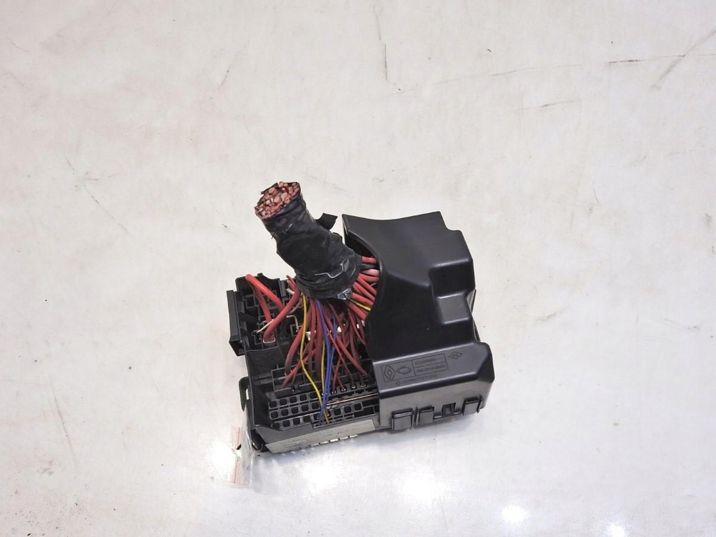 фото №3, Коробка запобіжників renault latitude 2.0 dci 240142135r