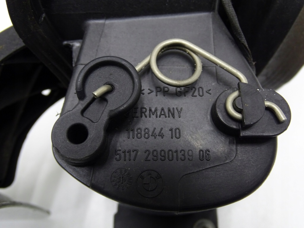 Кришка основа заливної пального + кришка лак 354 bmw x1 e84 Недорого