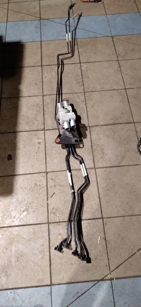 фото №1, Bmw x5 f15 x6 f16 розподільник адаптивний drive 6794578