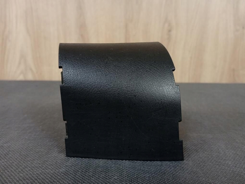 фото №1, Mercedes slk r170 lift заглушка правая обивка обшивка багажника