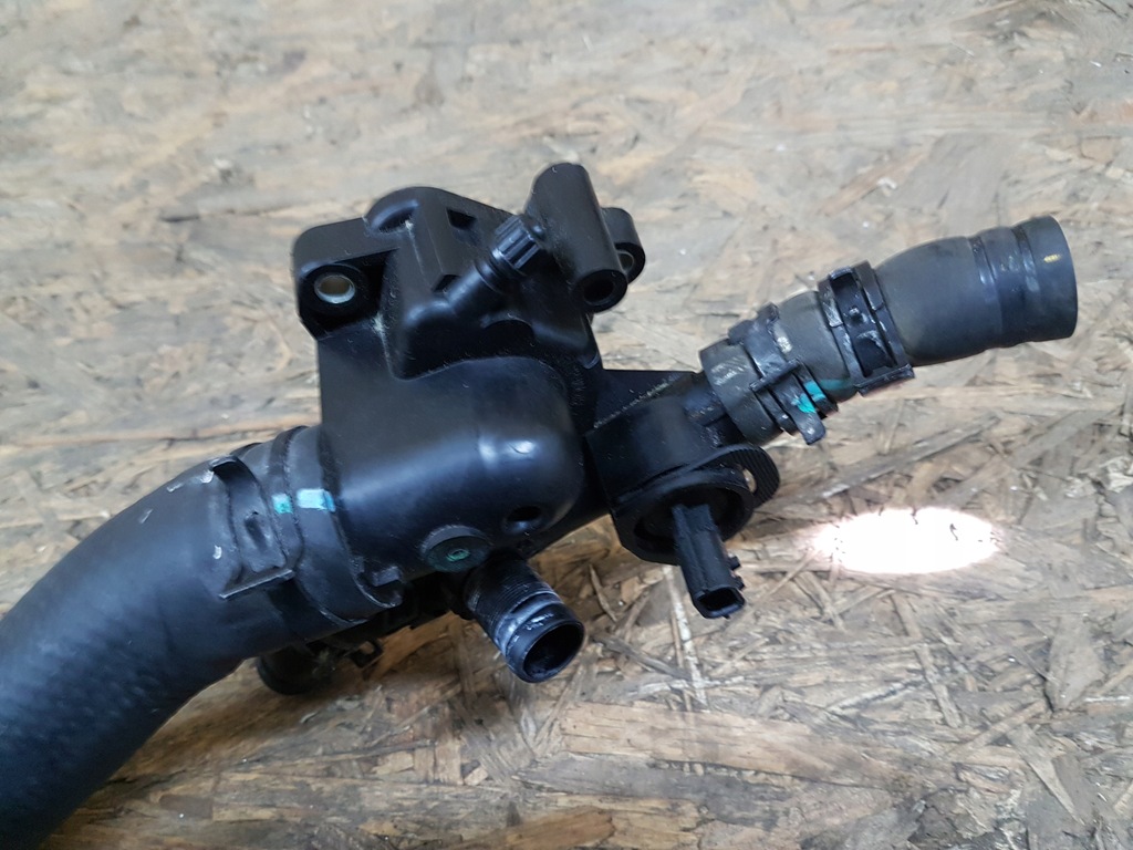 фото №5, Koleos i корпус труба термостата шланг 2.0dci