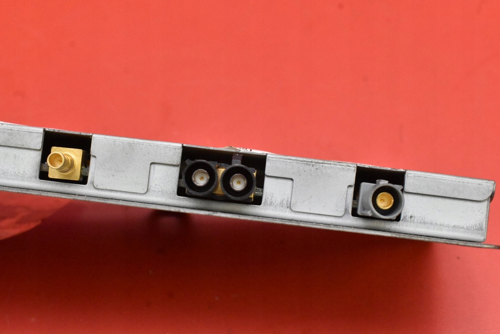 фото №9, Підсилювач антени 8e9035225af audi a4 b7 04-08