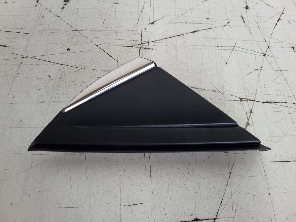 фото №1, Megane iv правая заглушка крыла перед