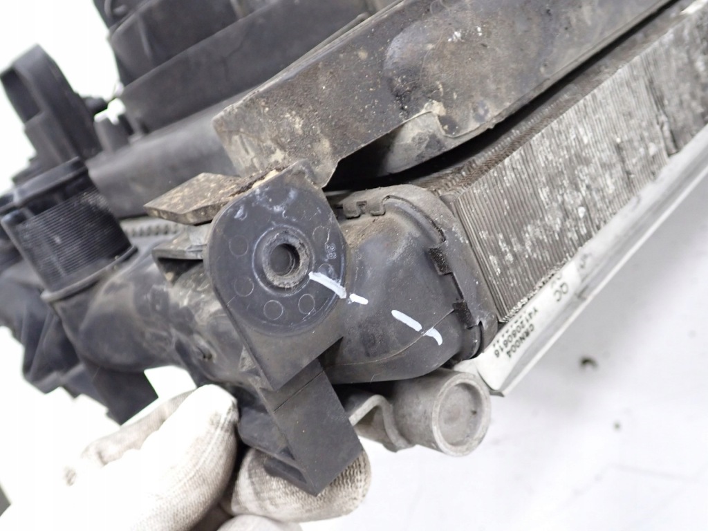 Радіатор води вентилятор європа renault megane 2 1.9dci 03r Доставка