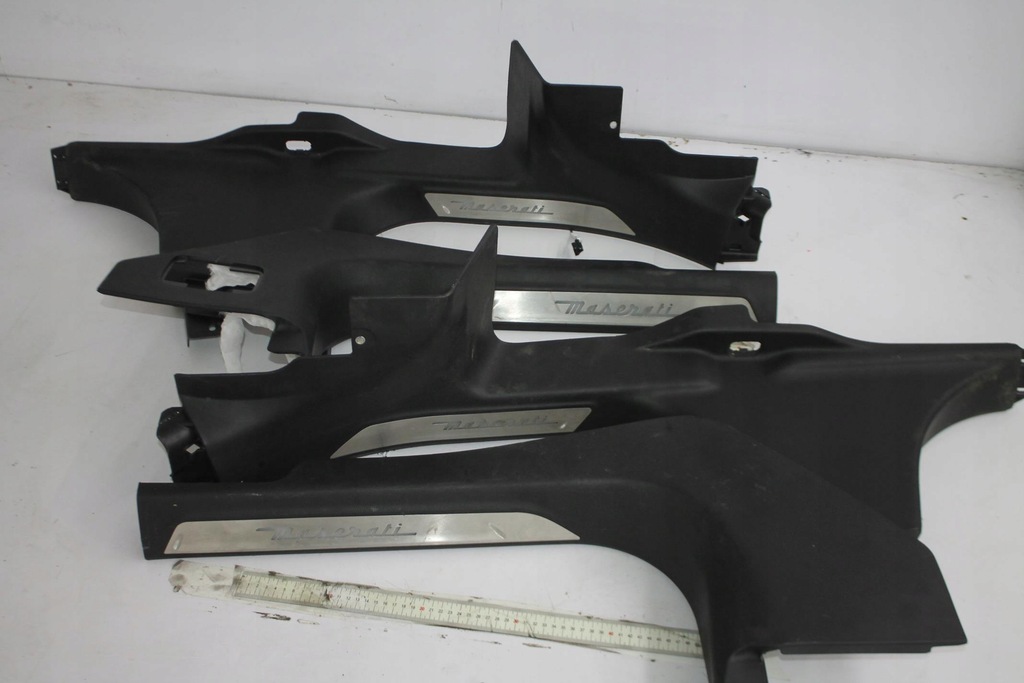 фото №1, Молдинг накладка порог комплект maserati levante