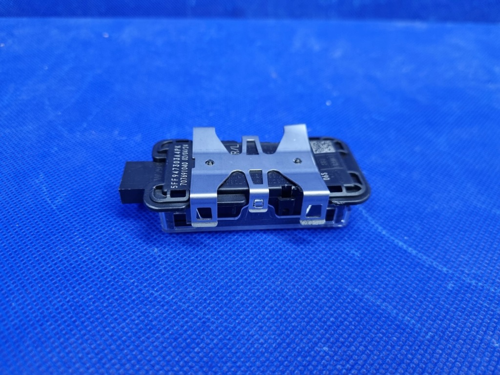 фото №6, Cupra formentor лампа освещение салона led оригинал 5ff947303a