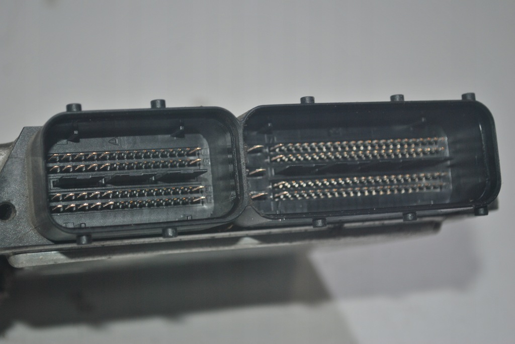 фото №8, Бортовой компьютер блок управления двигателя vw golf v 03g906016gj