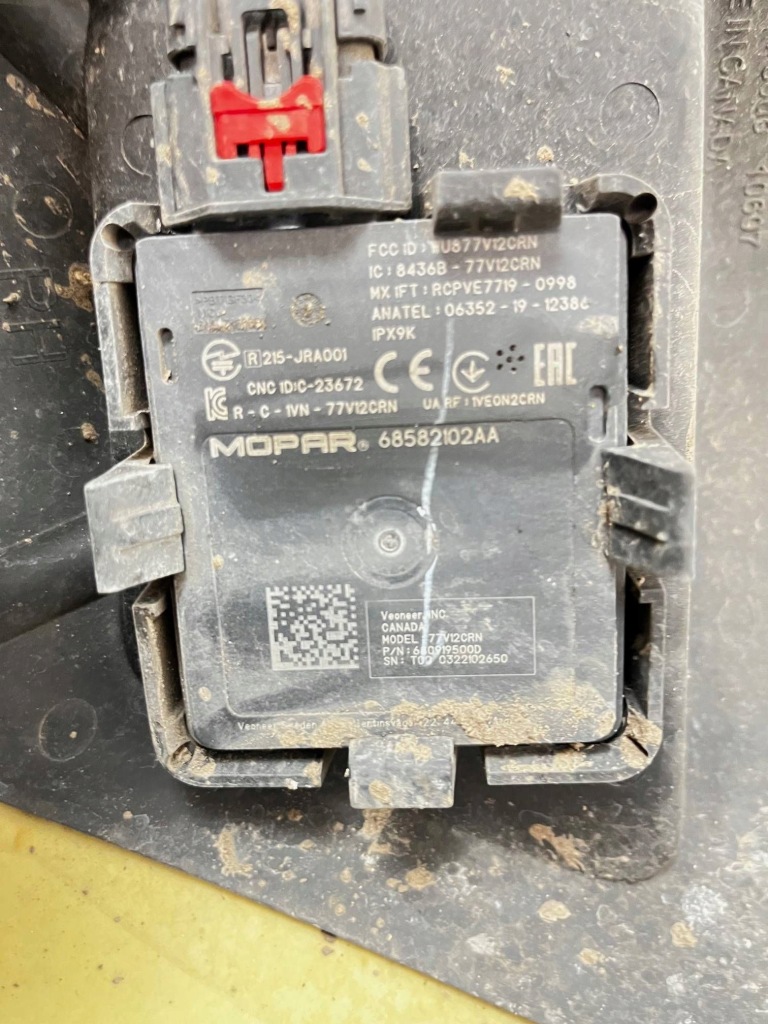 фото №16, Dodge challenger widebody 2018-23 бампер задний kompletny задняя