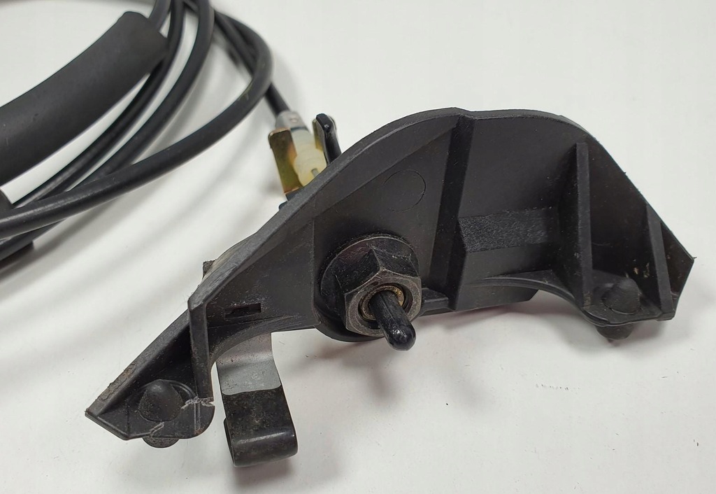 фото №2, Трос открывания крышка заливной топлива mazda rx-8