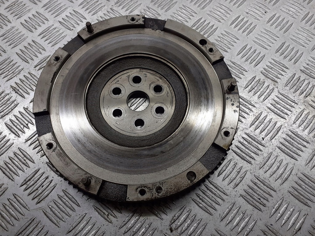 фото №1, Колесо маховик mazda 6 gg 1.8