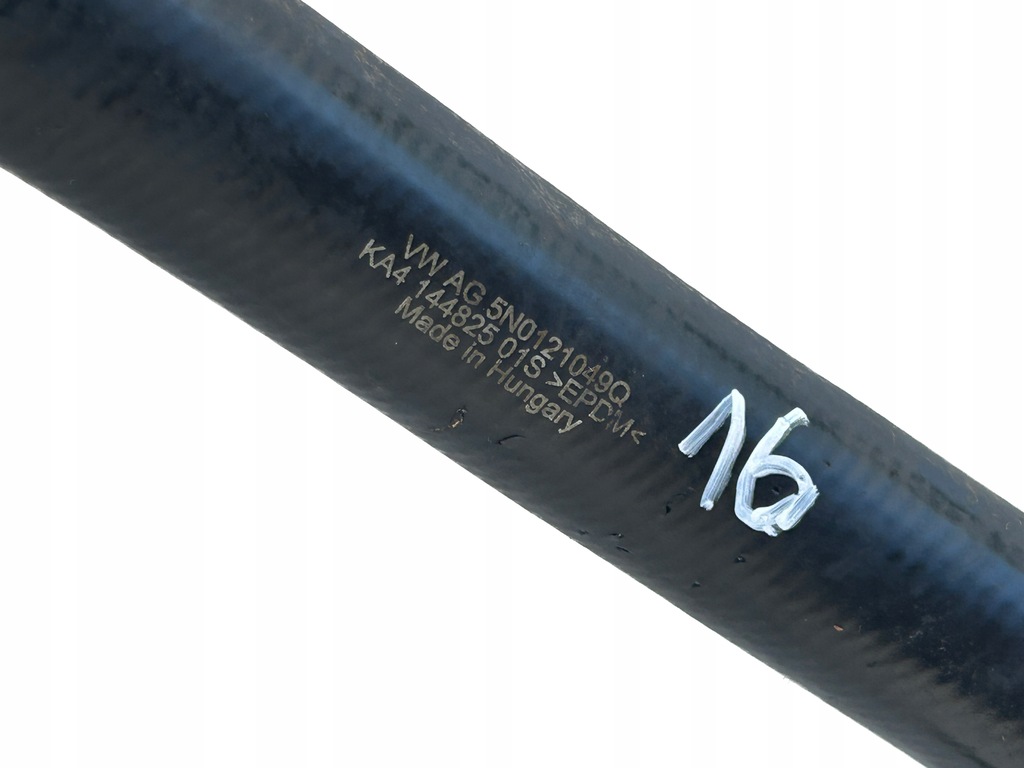 фото №4, Шланг труба wody audi q3 8u 5n0121049q