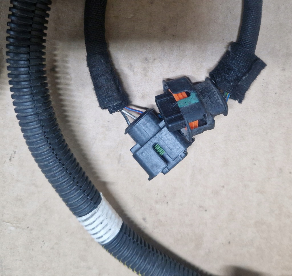 Opel astra j 4 iv электропроводка жгут насоса фильтра топлива 2.0 cdti 13261072 Киев