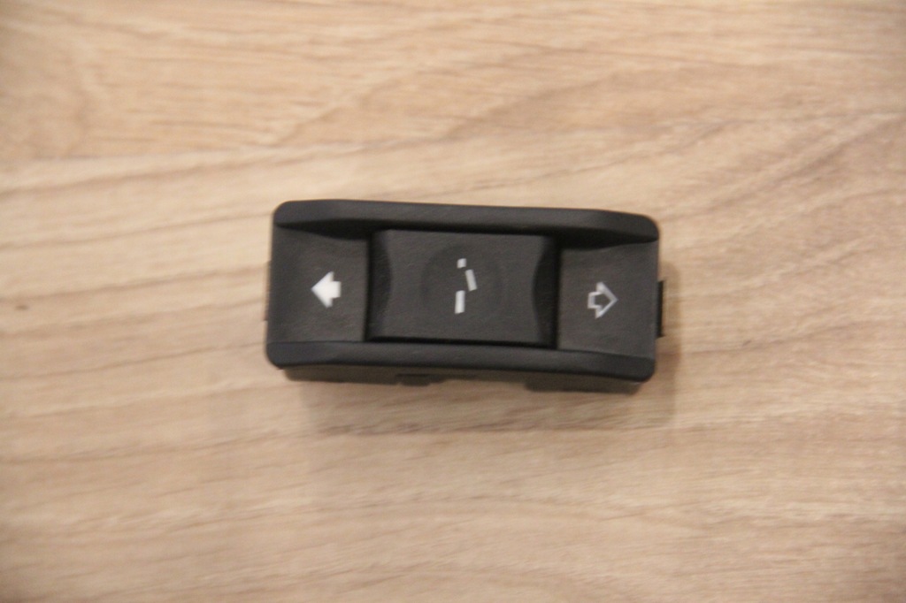 фото №1, Переключатель люк land rover оригинальный номер 6901474