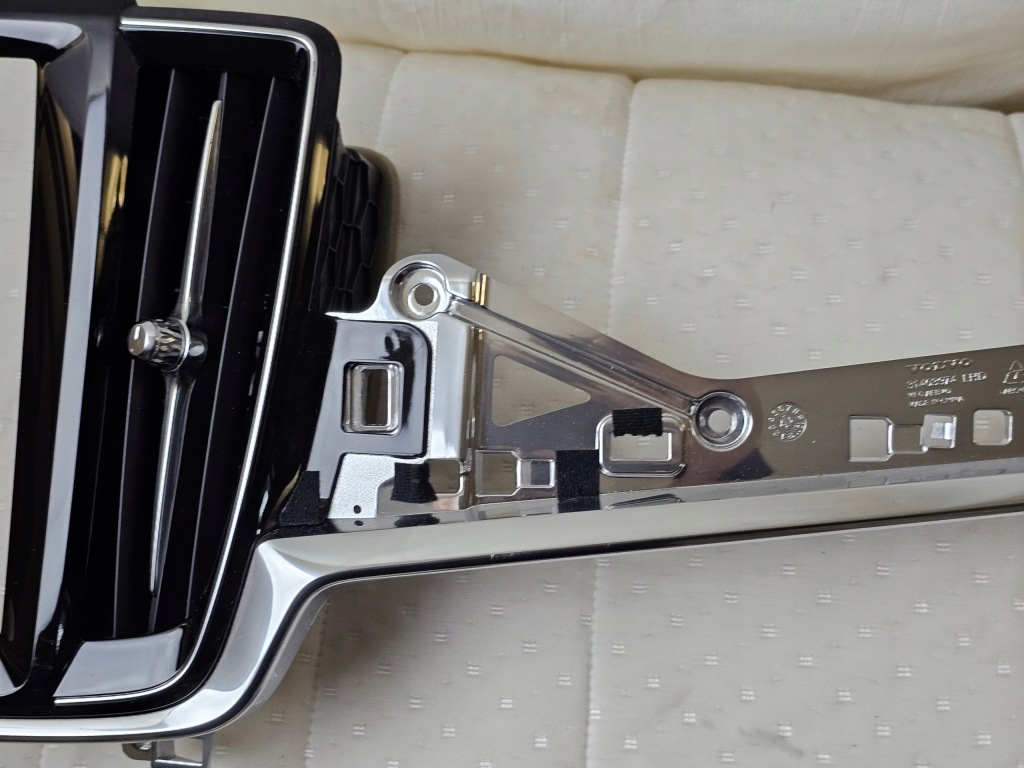 фото №10, Захист молдинг dekor консолі панелі решітка обдув volvo v90 s90 ii