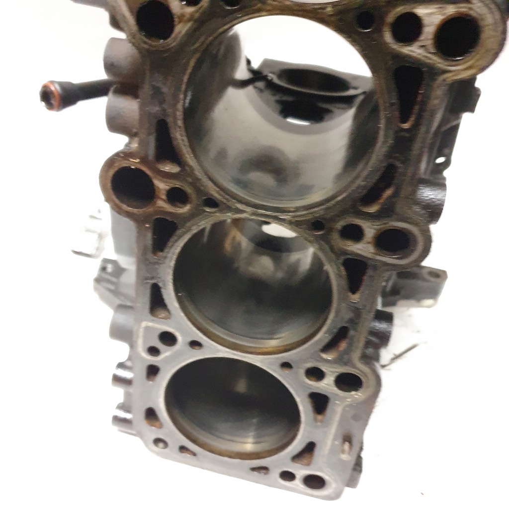 фото №11, Блок двигуна a6 c6 a4 b7 2.0 tfsi bpj 06f103021d