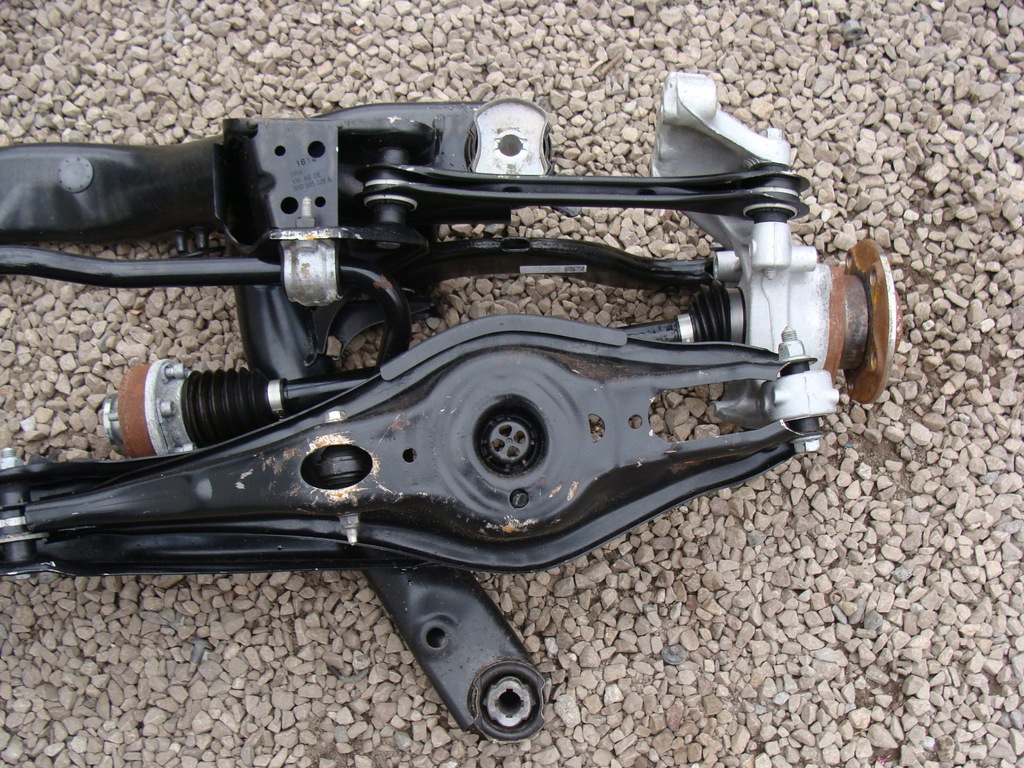 фото №9, Подвеска задние полный audi s3 8v 2.0 tfsi 5q0505285e !!!