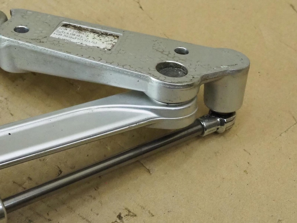 фото №6, 3d5827302j vw phaeton петля правий кришки задня