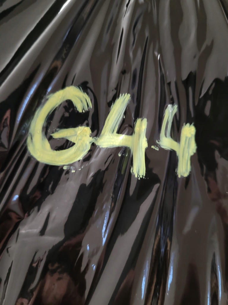 Купить Bmw x5m f95 решётка средняя бампера заглушка