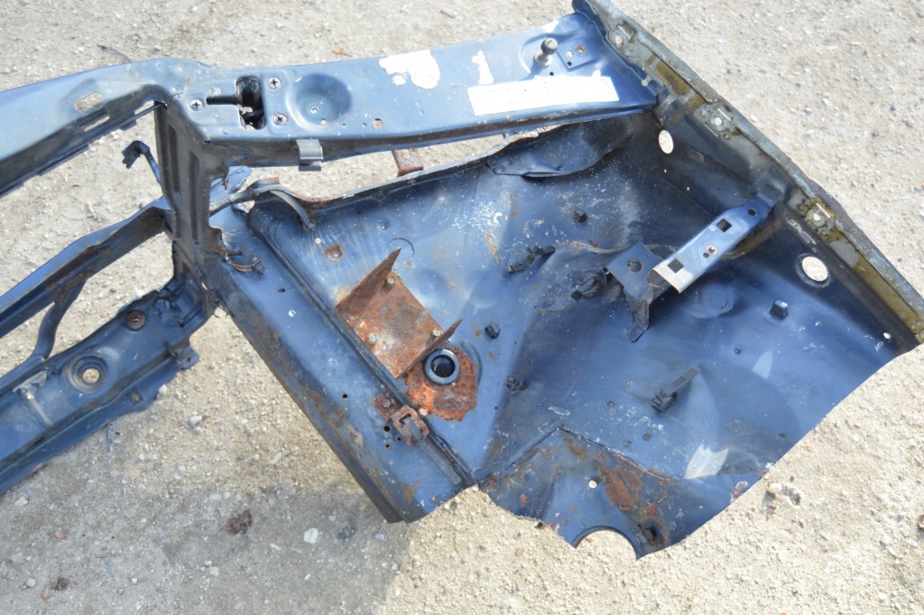 фото №4, Mercedes w126 pas передний усилитель