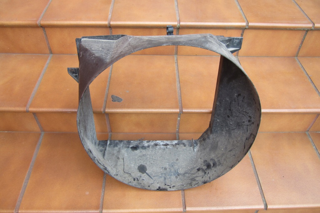 Купить Mercedes w124 корпус накладка вентилятора радиатора