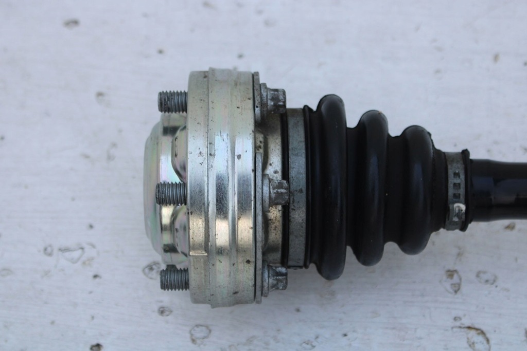 Bmw x1 e84 привідний вал задні 7591595 7591596 задня wał привідний ліве правий 33207591 Київ