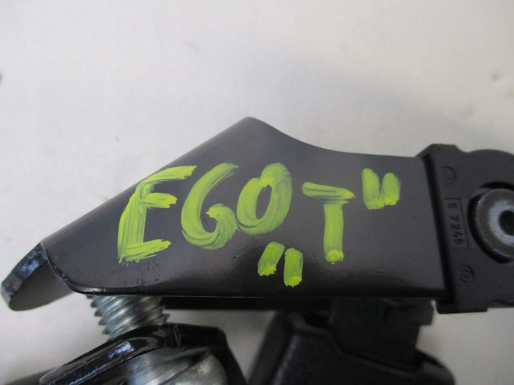 фото №2, Заскочки поперечина безпеки задня bmw e60 lift