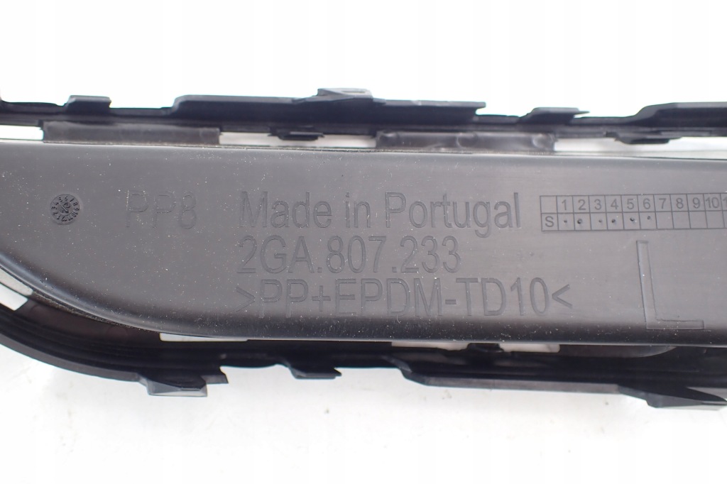 фото №4, Заглушка бампера задняя l/p vw t-roc 17- bez хрома