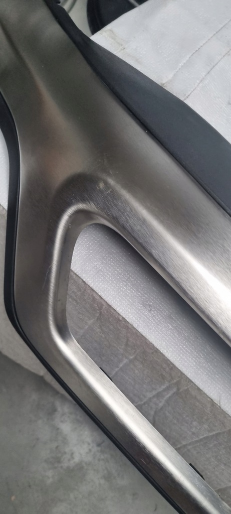 фото №13, Спойлер дифузор бампера volvo xc40 31620113