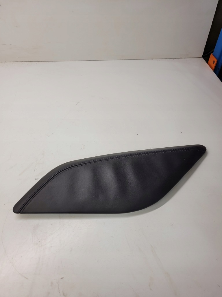 фото №1, Защита заглушка туннель правая audi a6 c7 4g0863306