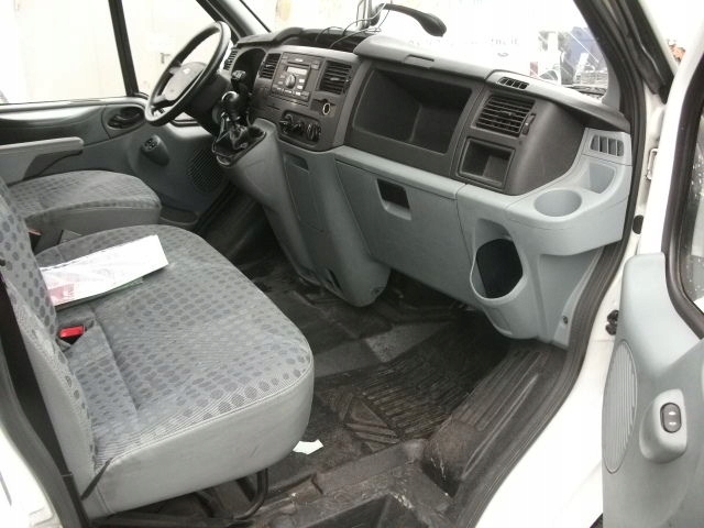 фото №1, Ford transit приборная панель приборная панель консоль 2006-