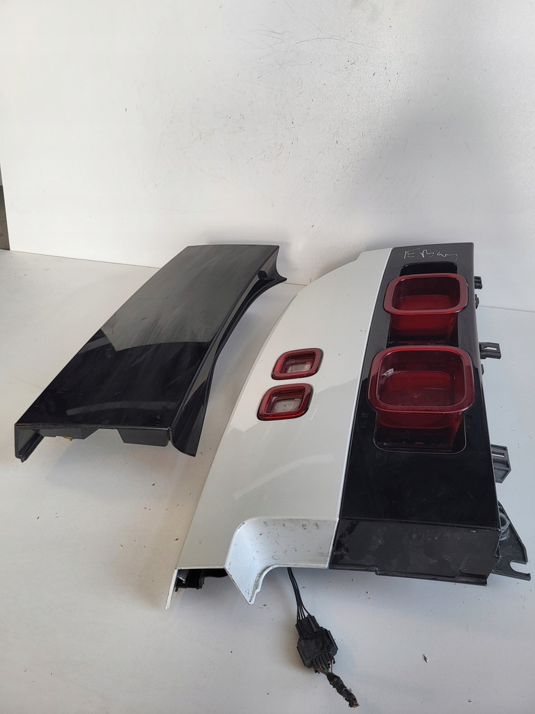 фото №3, Лампа задняя задняя левая land rover defender ii 2020