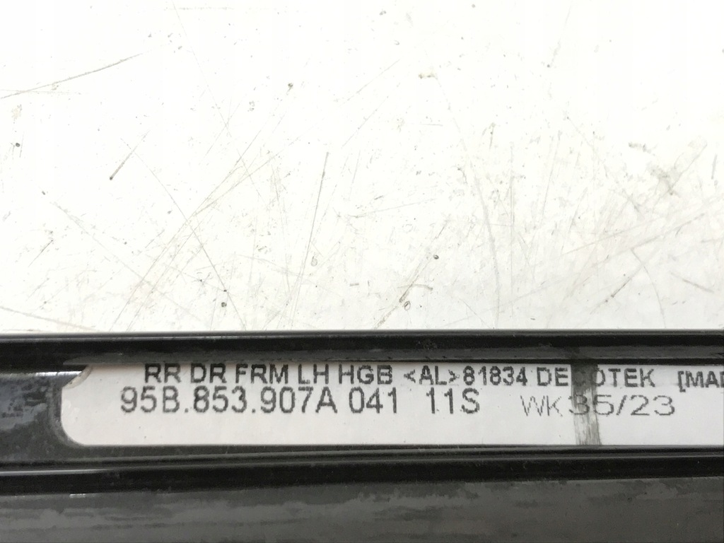 фото №9, Молдинг двері ліва góra czarna porsche macan 95b853907