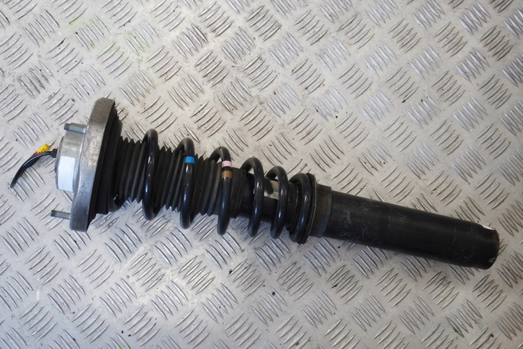 фото №1, Амортизатор перед porsche 991 99134303818