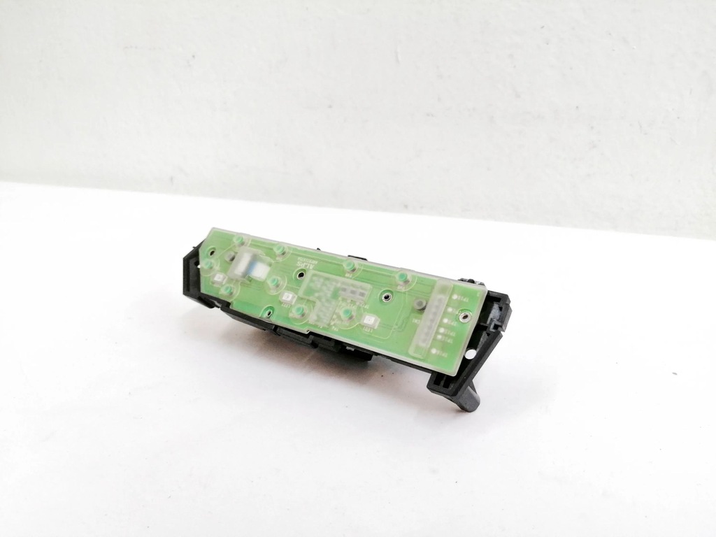 фото №5, Land rover range rover sport l320 2008 панели управление, переключатели