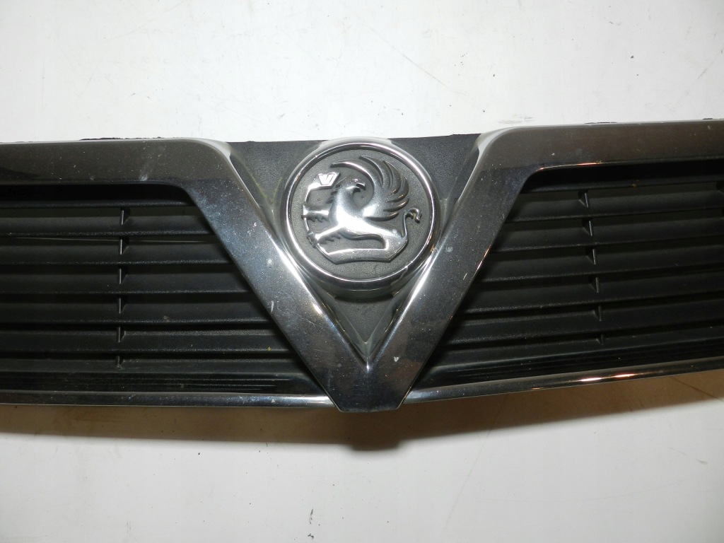 Opel vectra c 02-05 vauxhall решётка радиатора решётка  капота 13106814 Киев