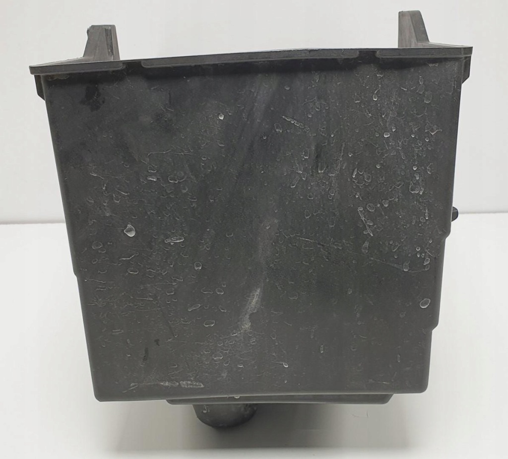 Корпус аккумулятор ford focus mk3 am5110723ad в Украине