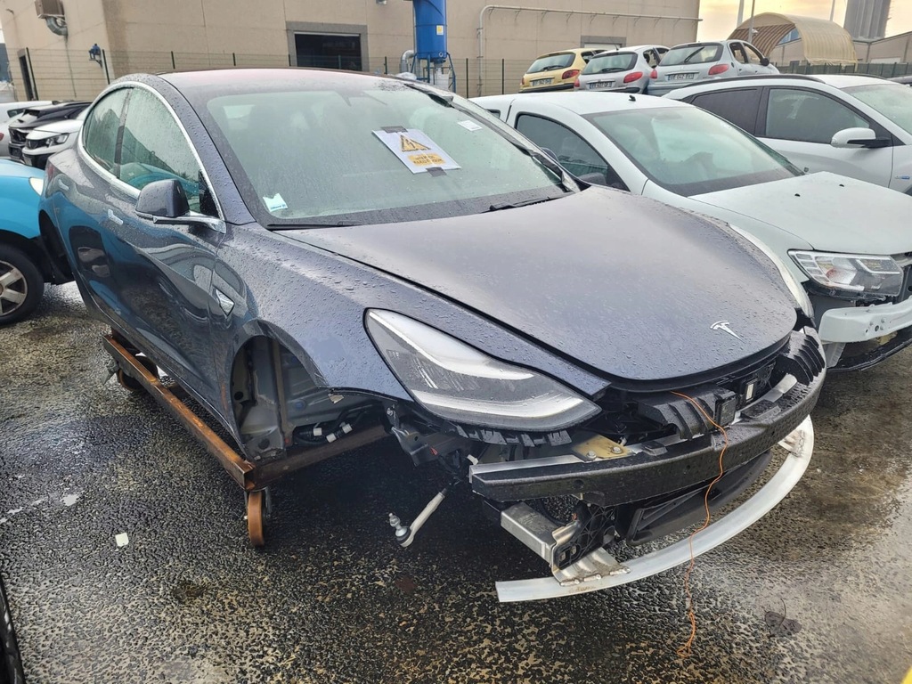 фото №1, Крила перед передній правий tesla model 3 17-