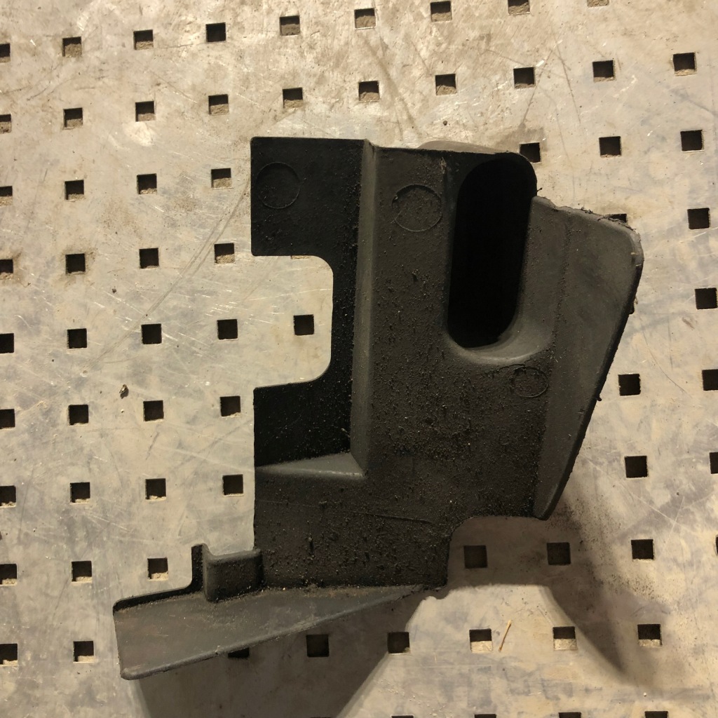 фото №1, Захист радіатора ліва master ii 8200029325