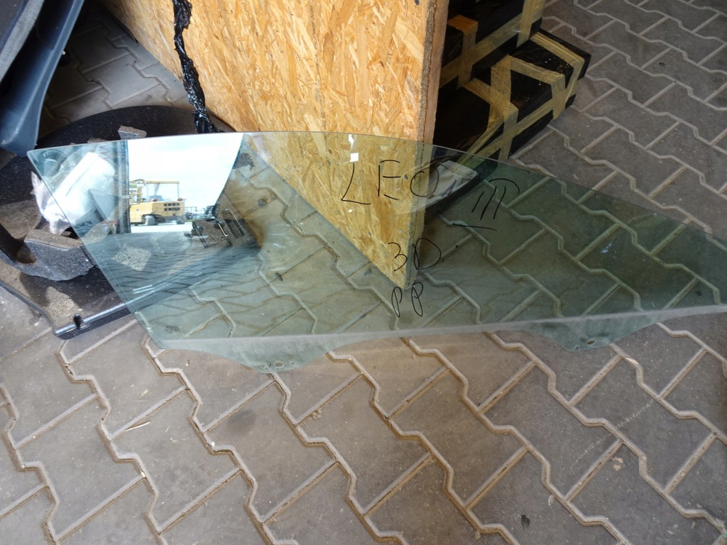 фото №1, Seat leon iii стекло дверь правая