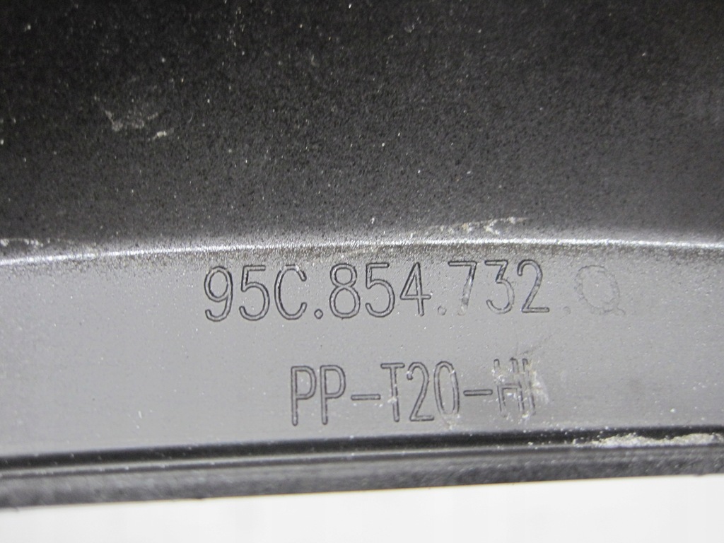 фото №13, Молдинг крила права задня задня porsche macan 95c854732q