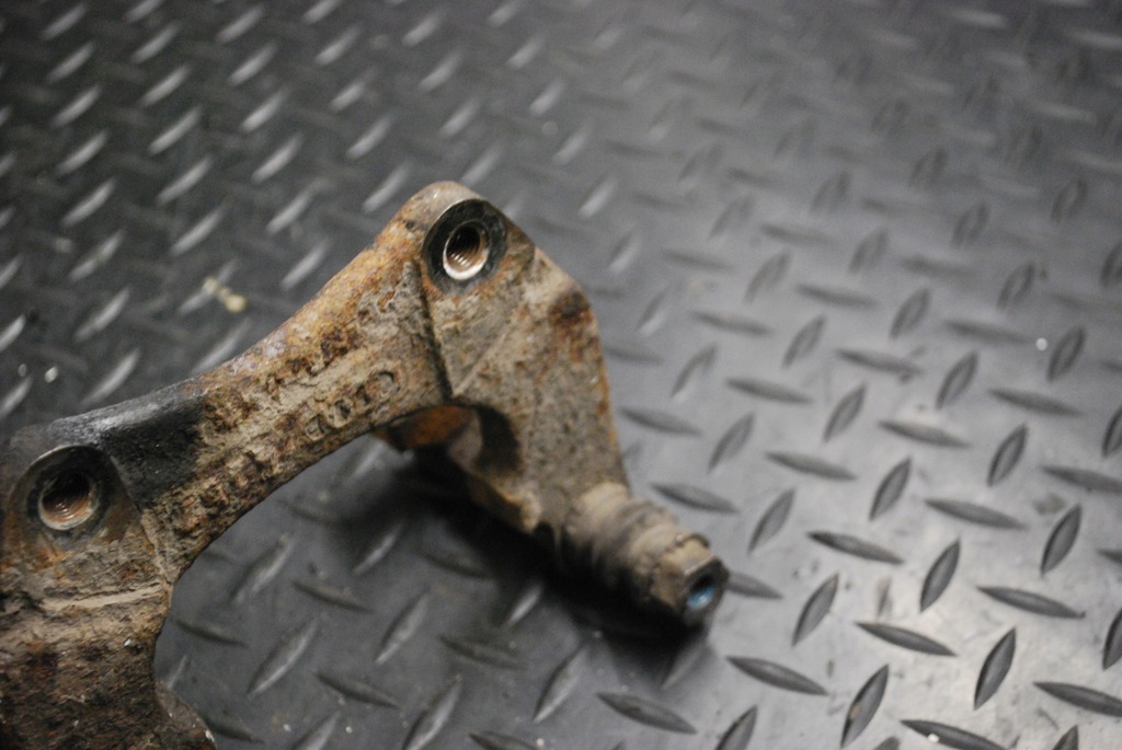 фото №5, Скоба задняя audi a8 d2 3.3 tdi