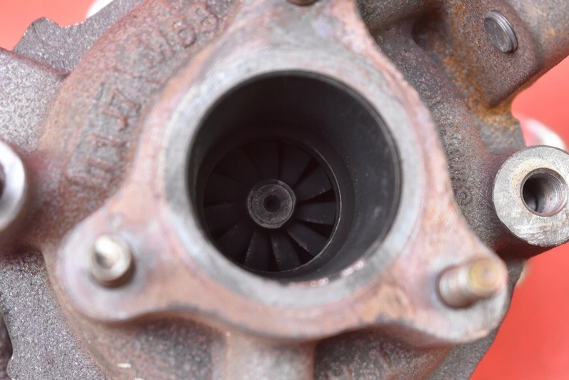 фото №9, Турбонагнетатель турбина 1nd 834081-0004 toyota corolla e18 1.4 d-4d 90 km