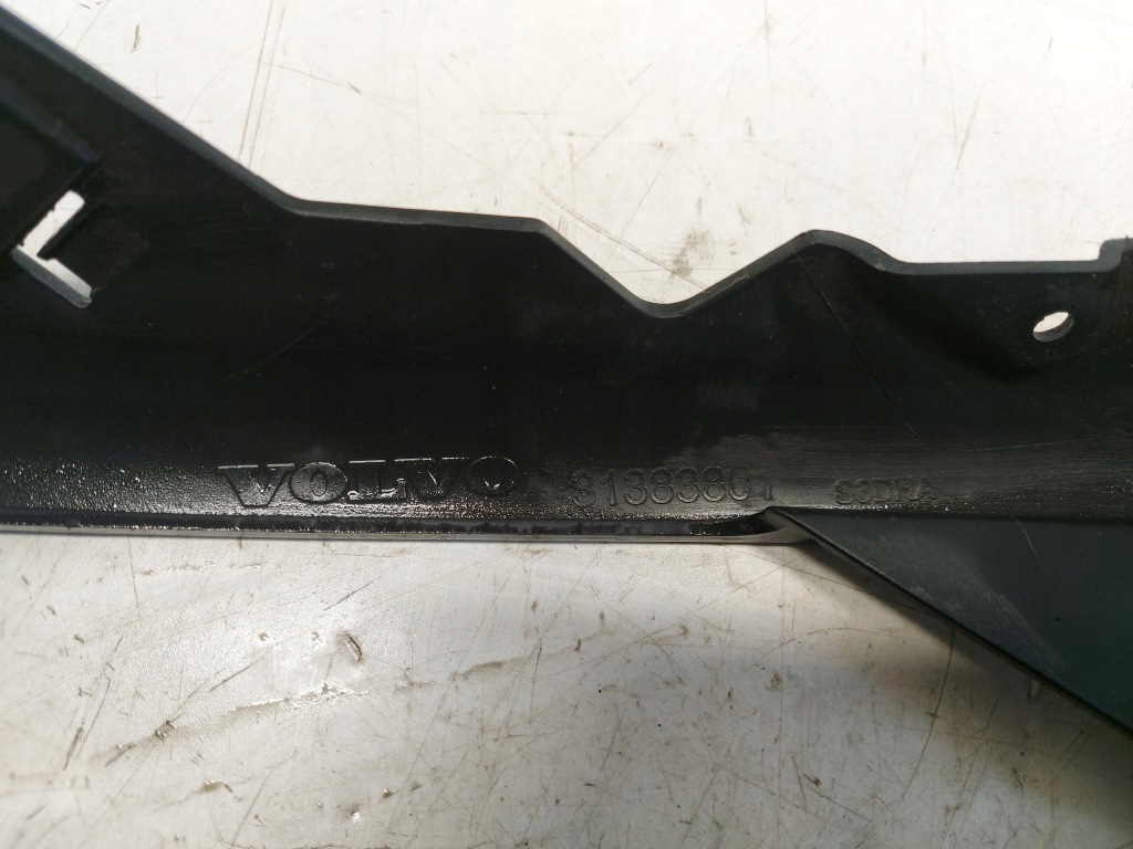 фото №7, Volvo xc90 ii t8 решітка бампера права перед 31383801