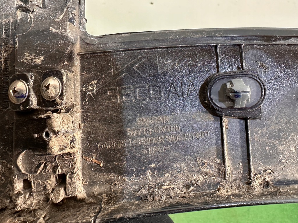 фото №12, Kia ev6 молдинг na крила лівий перед передня ліва 87713-cv100